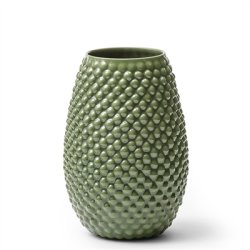 Louise Heisel mellem vase