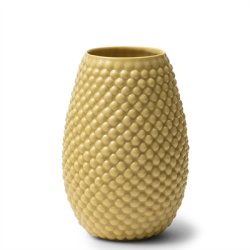 Louise Heisel mellem vase